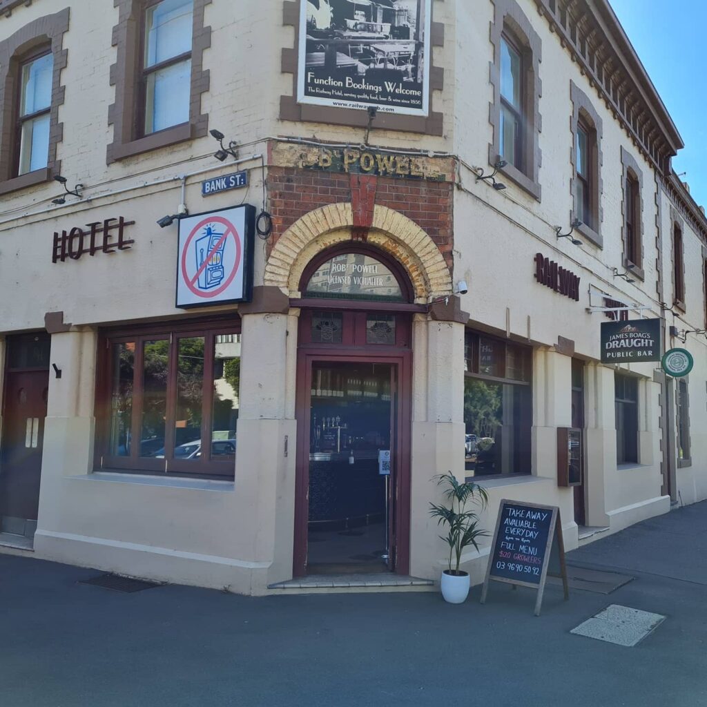 Railway Hotel South Melbourne