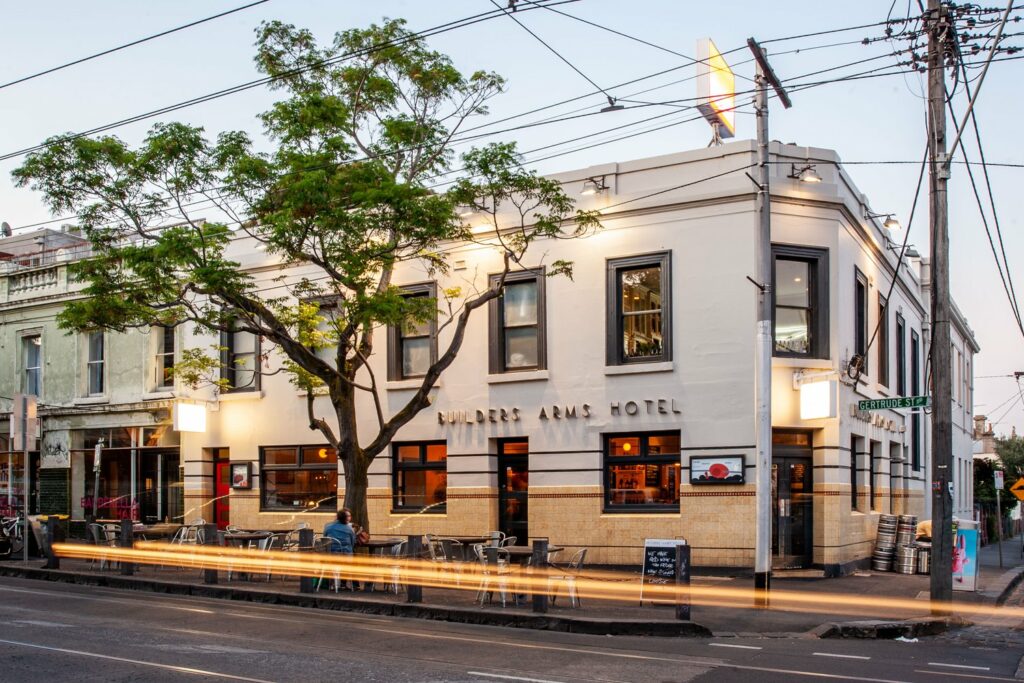 Builders Arms Hotel