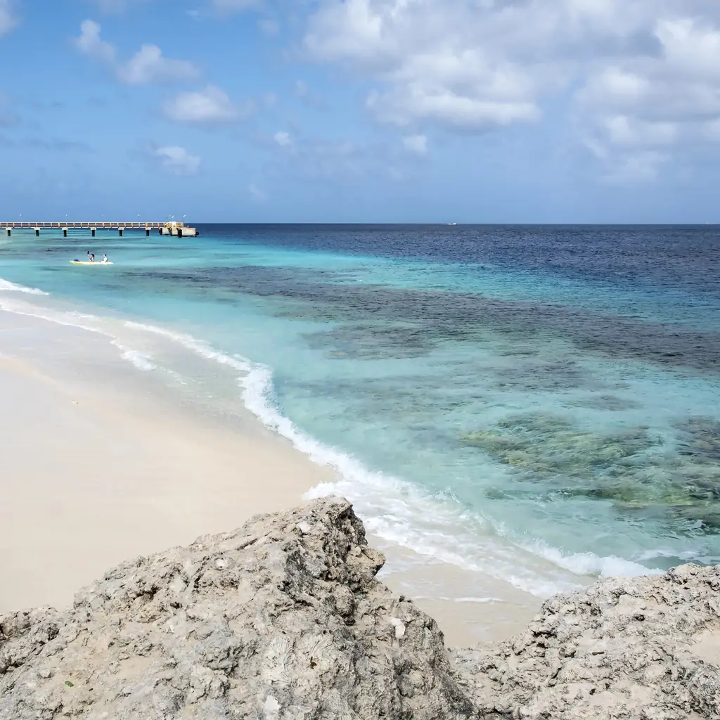 White sand and clear water at Te Amo Beach in Bonaire