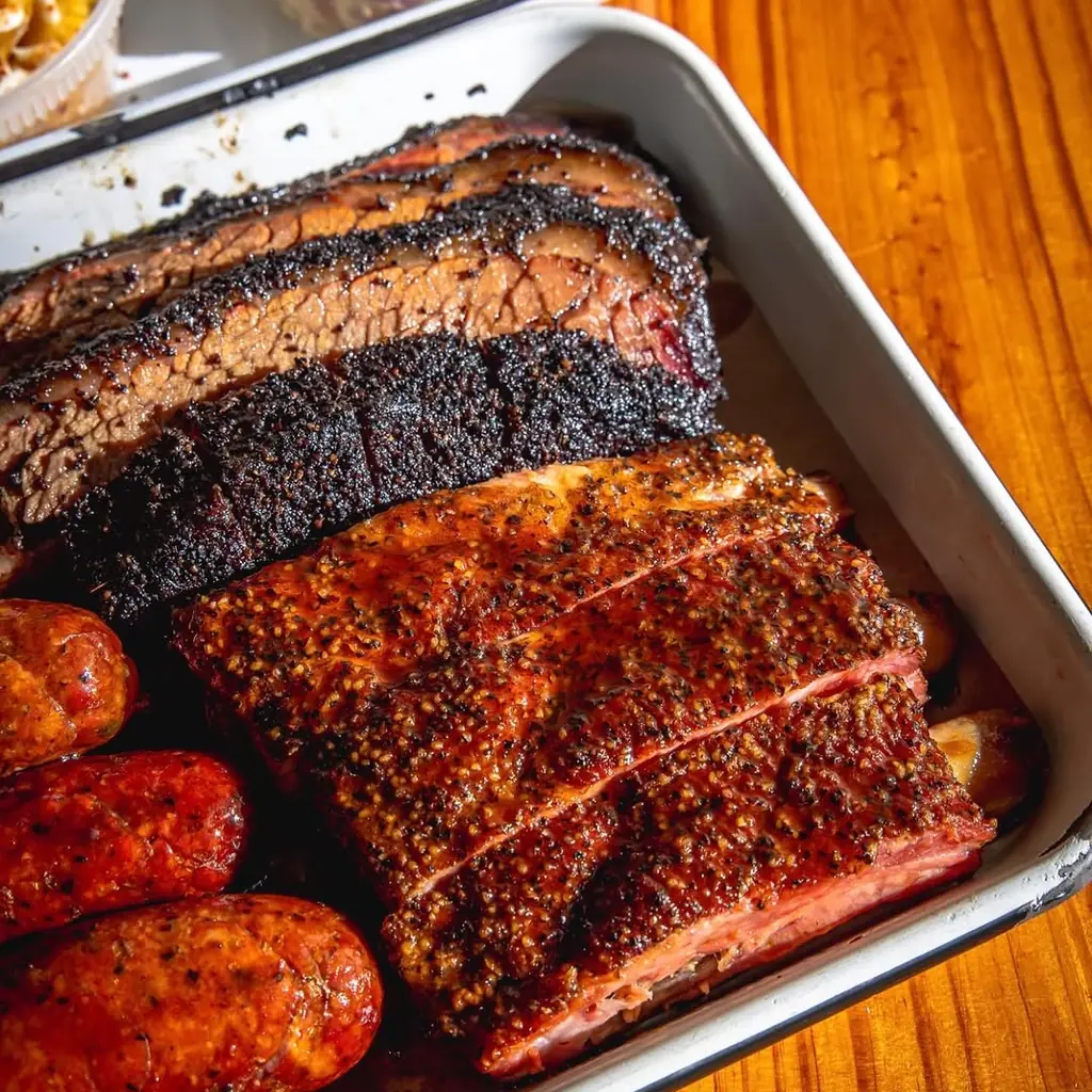 Burnt Bean Co. barbecue food, photo credited to @burntbeanco on Instagram.