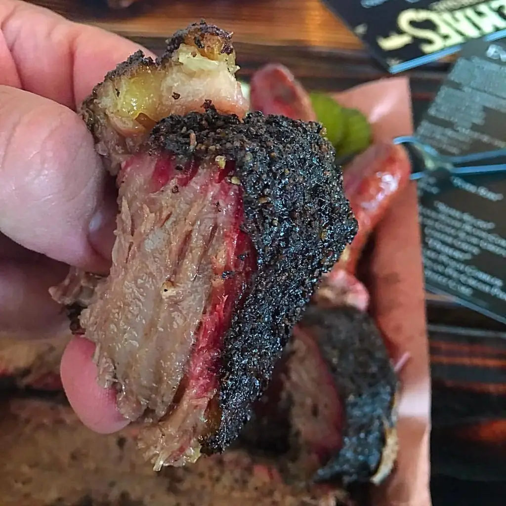 Evie Mae's Pit Barbeque barbecue food, photo credited to @brisketeater on Instagram.