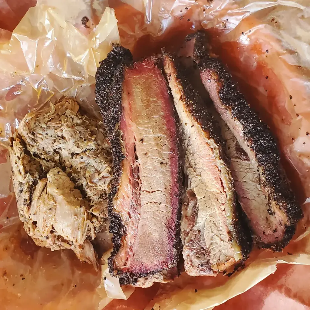 la Barbecue barbecue food, photo credited to @javacrys98 on Instagram.