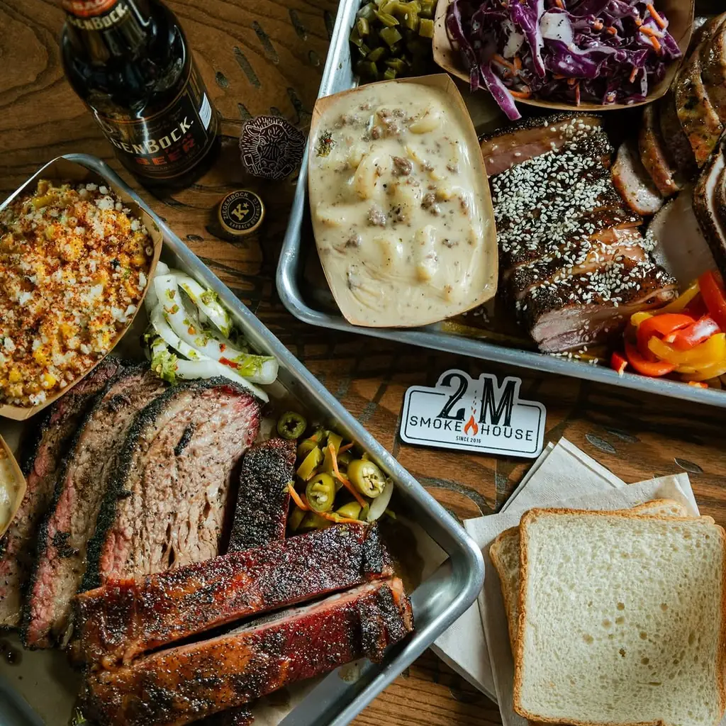 2M Smokehouse barbecue food, photo credited to @2msmokehouse on Instagram.