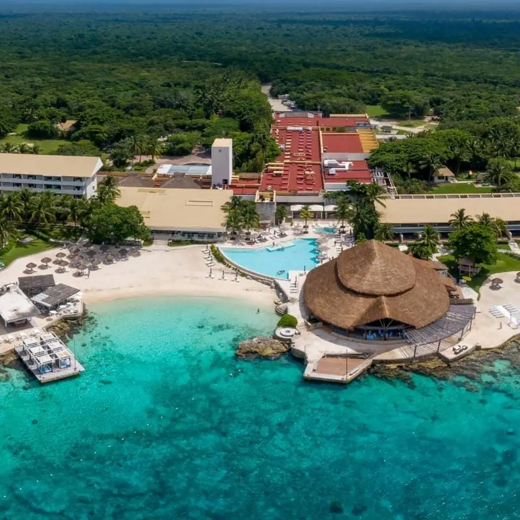Aerial view of the private beach and resort at Presidente InterContinental Cozumel