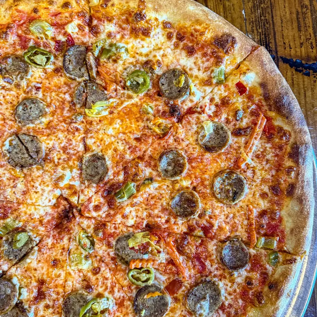 Zazas Pizzeria, photo credited to @zazaspizza on Instagram.