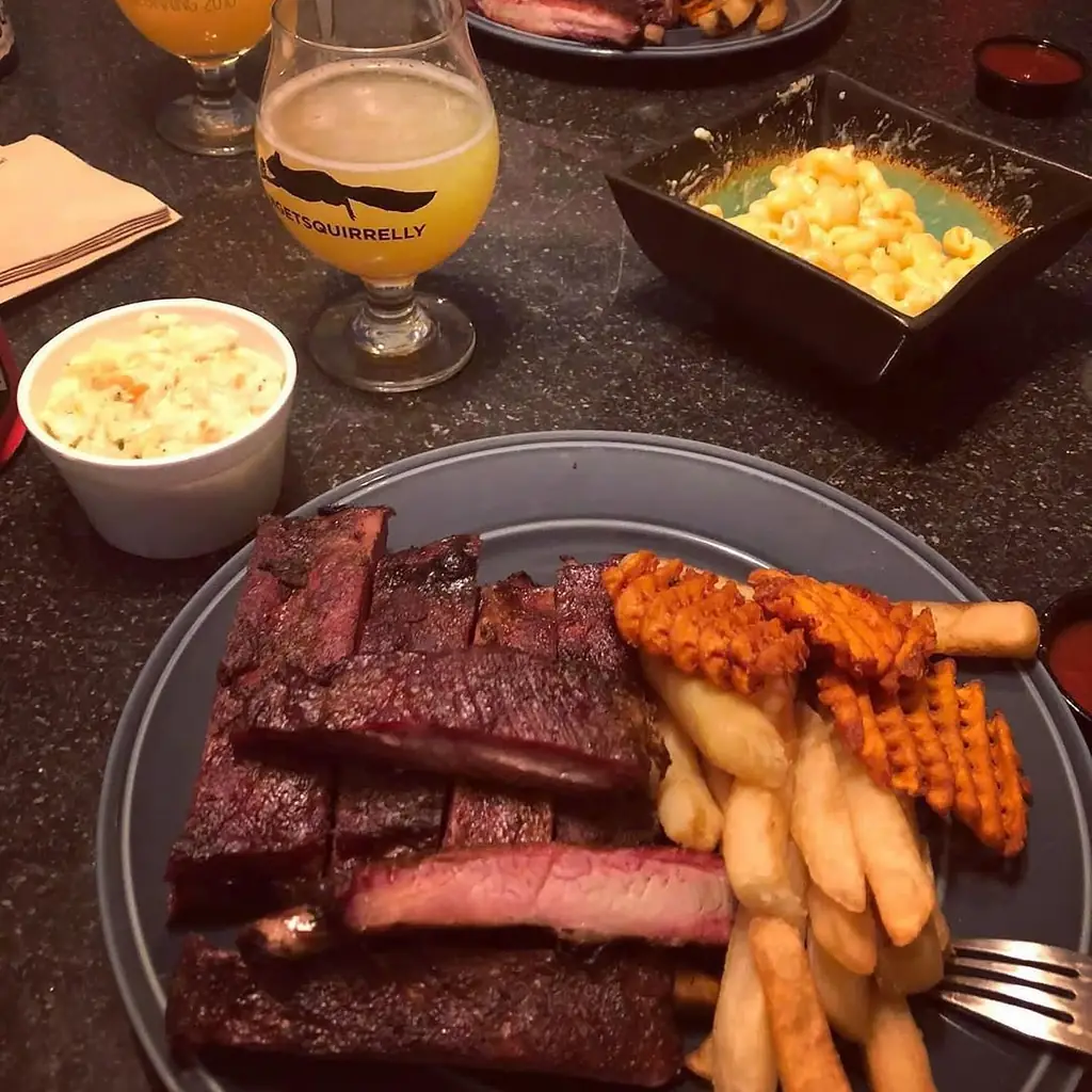 Hayward's Pit Bar B Que, Shawnee, photo credited to @colleenmarie888 on Instagram.