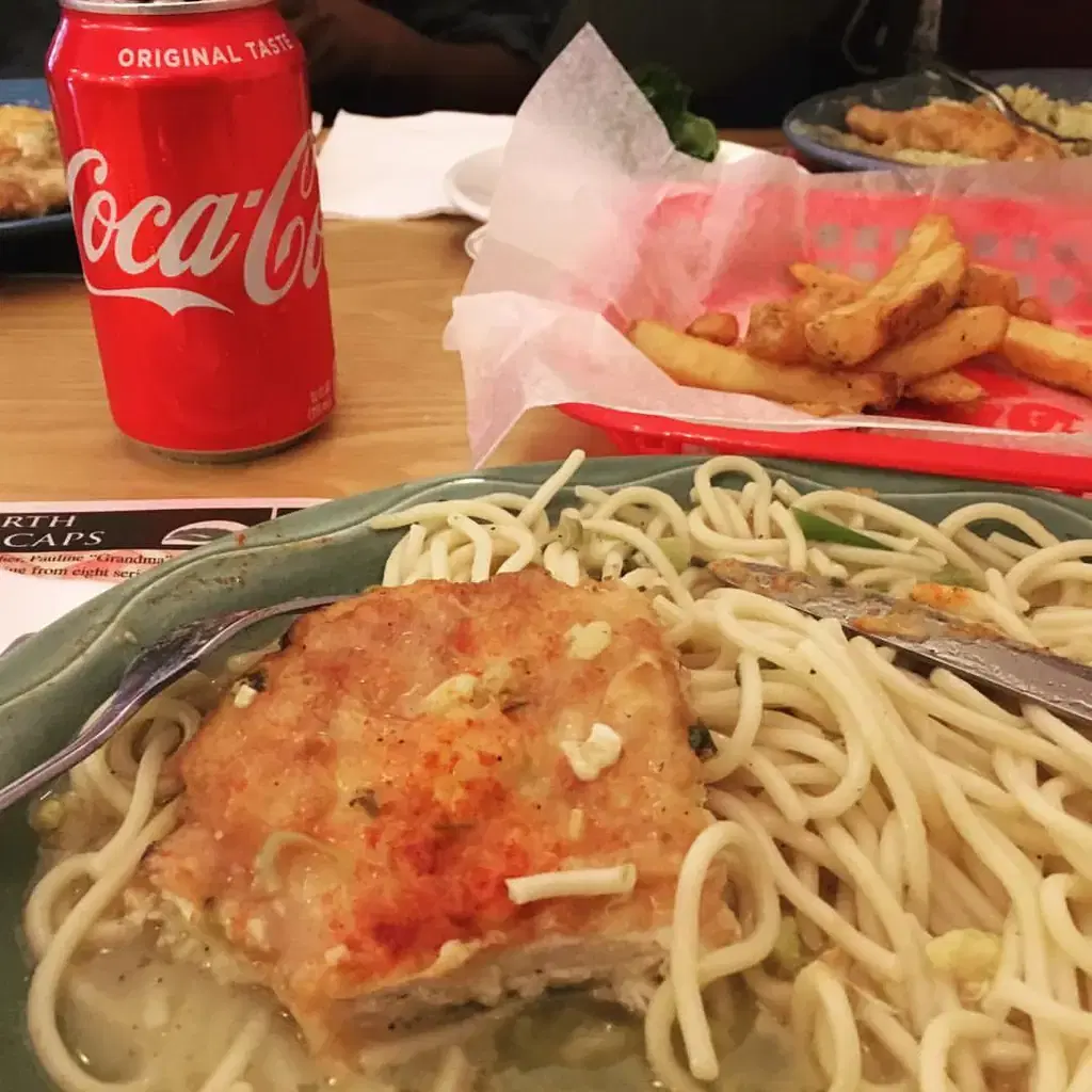 Roadside Diner, Wall Township, photo credited to @arnabsaga on Instagram.