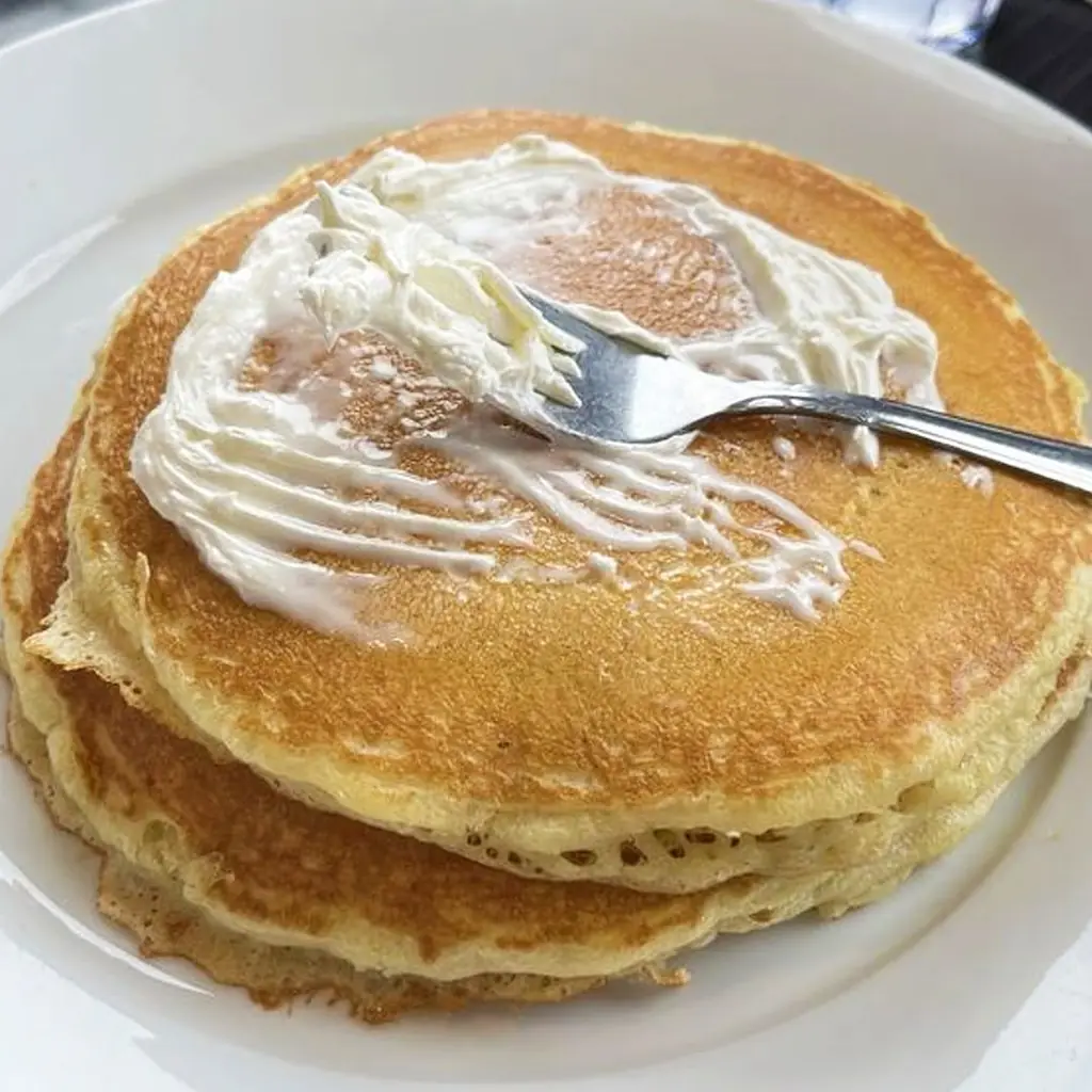 Colonial Diner, Woodbury, photo credited to @thecolonialdinerwoodbury on Instagram.