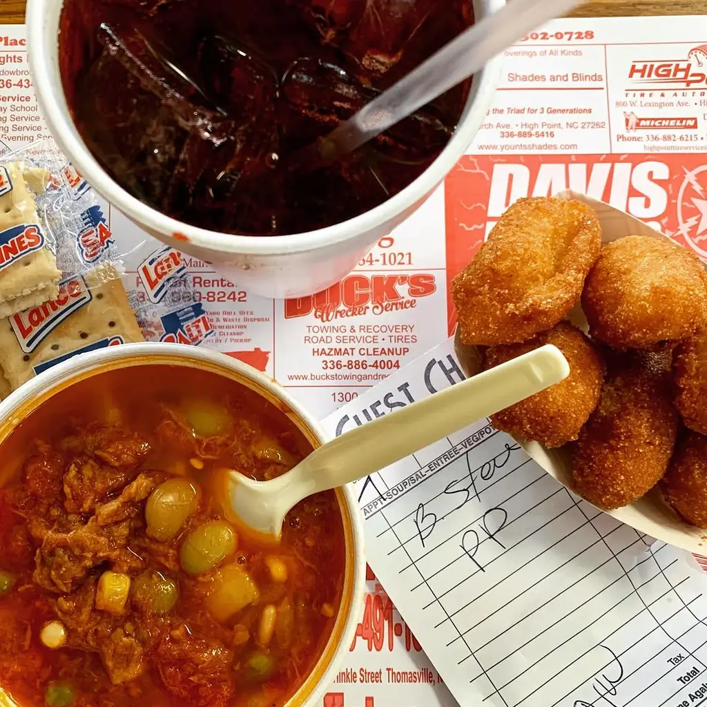 Kepley's Bar-B-Q, High Point, photo credited to @girl_gourmande_ on Instagram.