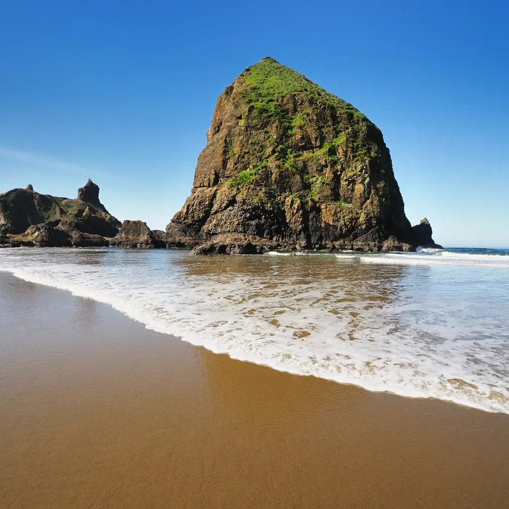 Haystack Rock at Cannon Beach, Oregon.